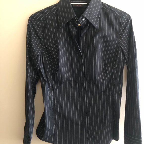 NWOT Pin Striped Tailored Button Down Blouse by Banana Republic - Picture 8 of 10